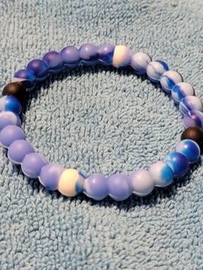 Blue Beaded  Bracelet with White Accent